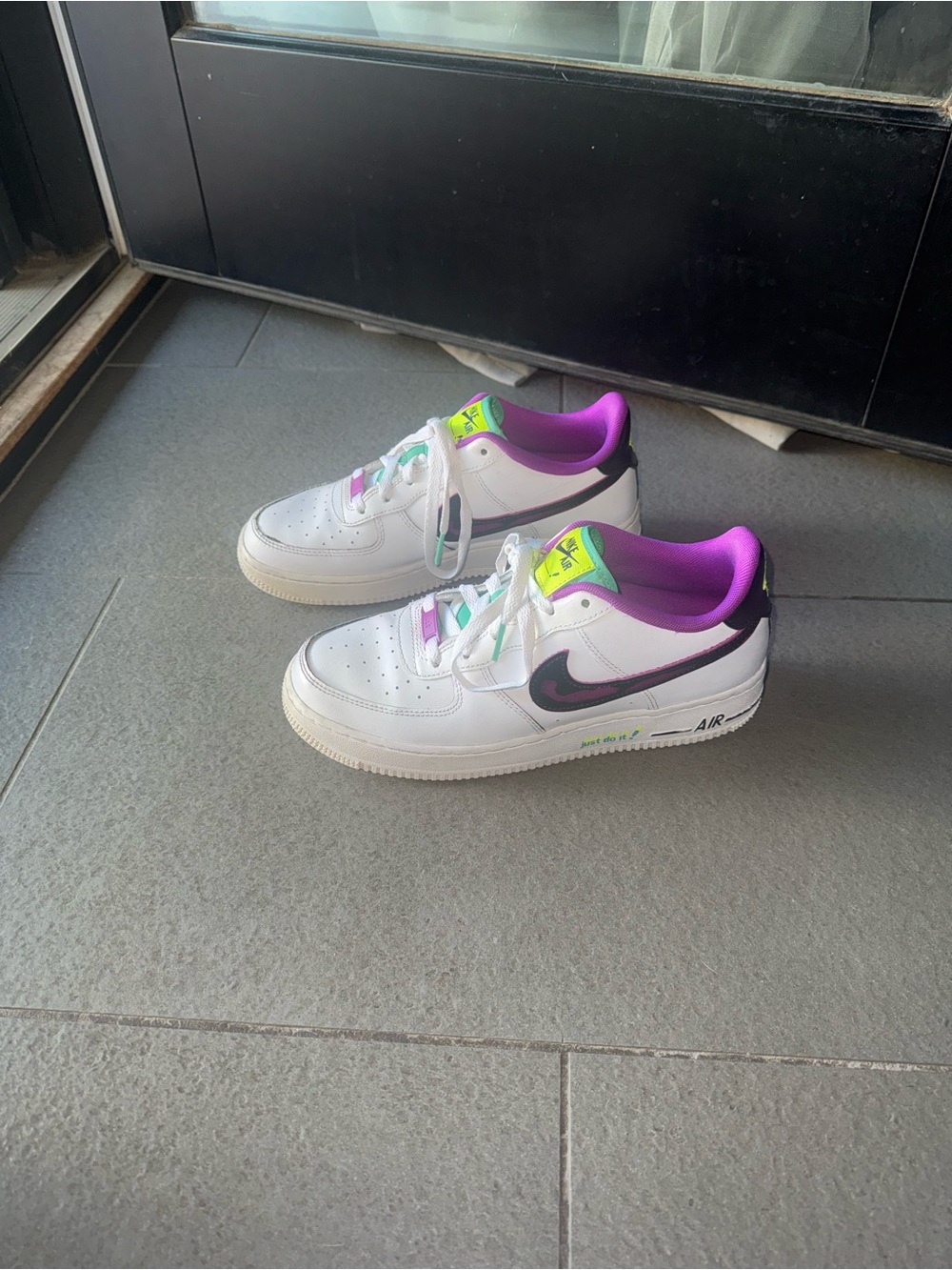 Nike Air Force 1 Low LV8 Just Do It White Purple 7Y / Women’s 8.5